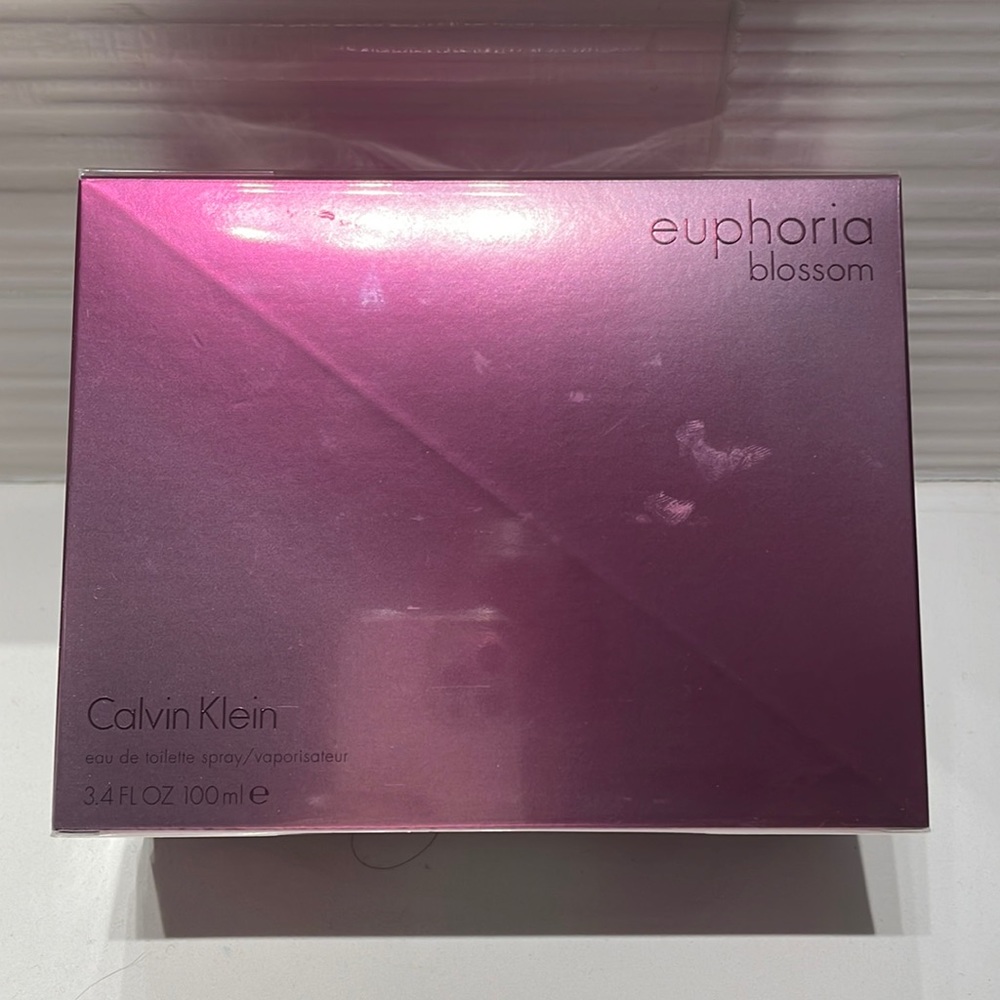 SOLD Euphoria Blossom Calvin Klein EDT Spray 3.4 oz / 100 ml Brand New Box - Picture 2 of 3
